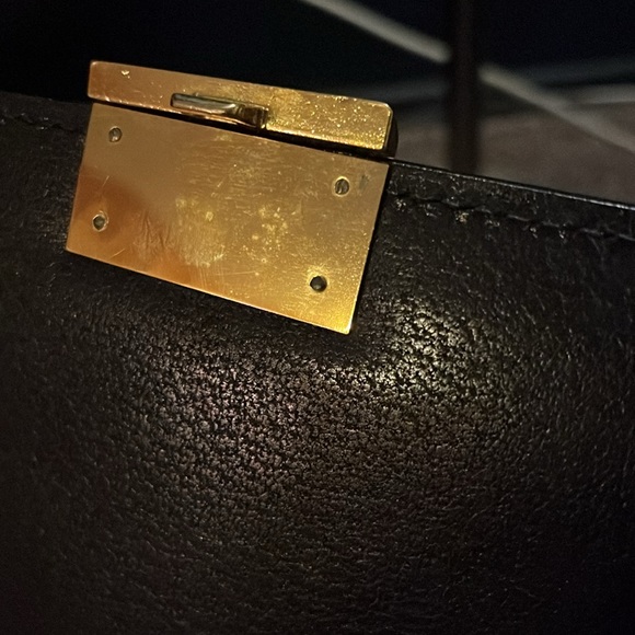 Vintage Genuine Gucci Leather Briefcase - Picture 7 of 9